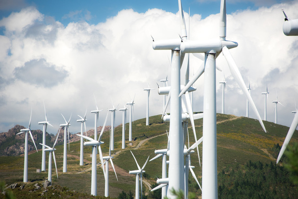 ветряная электростанция - Фото, изображение