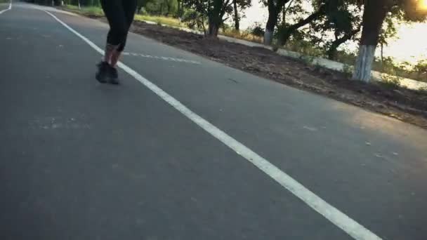 Joggerinnen in Zeitlupe im Park - Filmmaterial, Video