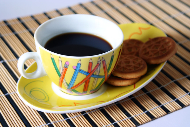 Сніданок з кавою та печивом
 - Фото, зображення