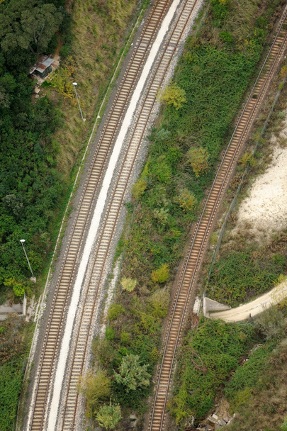 Старая железная дорога и новая
 - Фото, изображение