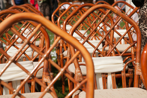 дерев'яний стілець весілля
 - Фото, зображення