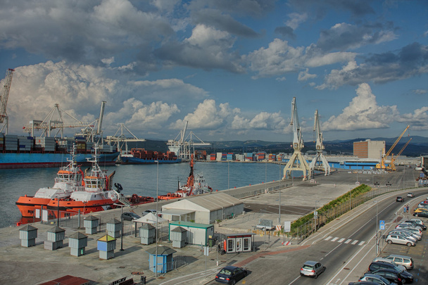 Βιομηχανική λιμάνι Κόπερ της Σλοβενίας - Φωτογραφία, εικόνα