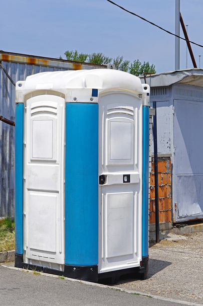 Cabine de banheiro portátil
 - Foto, Imagem