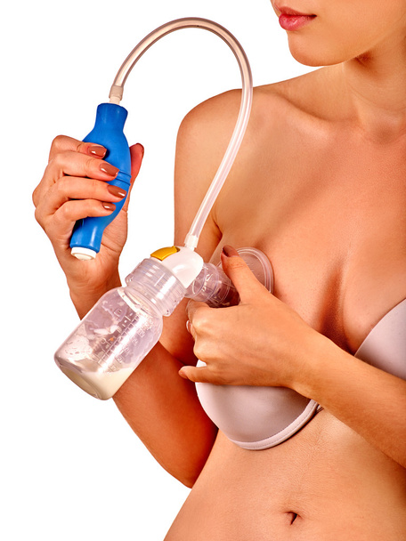 Naakte vrouwen borstvoeding met breastpump. - Foto, afbeelding