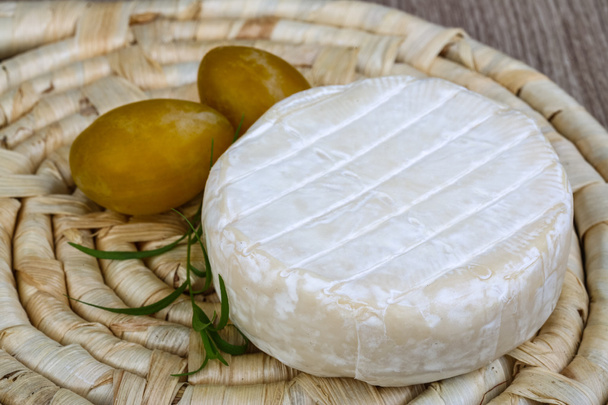 Brie-juusto
 - Valokuva, kuva