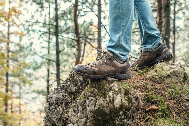Traveler feet in outdoor - Фото, изображение