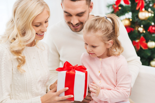 happy family at home with christmas gift box - Фото, зображення