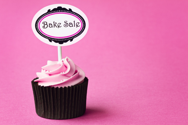 bak verkoop cupcake - Foto, afbeelding