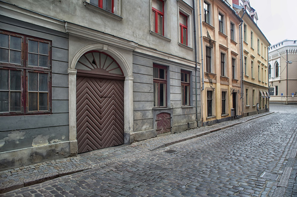 Вузький середньовічні вулиці в Старе місто міста Рига, Латвія. - Фото, зображення