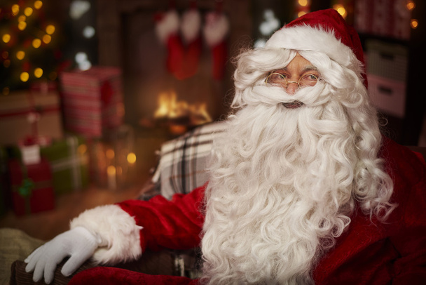 Père Noël avec barbe blanche
 - Photo, image