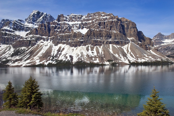 Lago Esmeralda. Banff Alberta, Canadá
 - Foto, Imagem