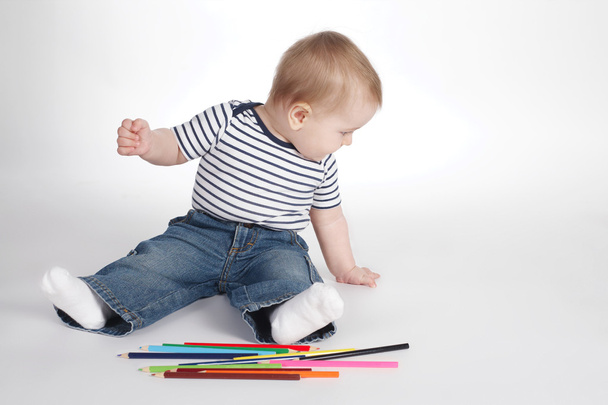cute little boy with colorful pencils - Foto, Bild