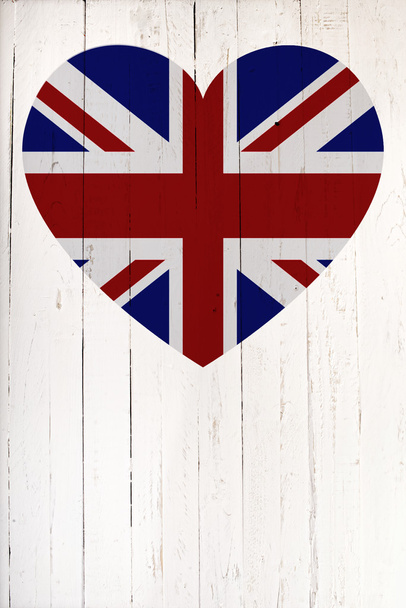 British flag in heart shape on a white wooden board - Foto, afbeelding