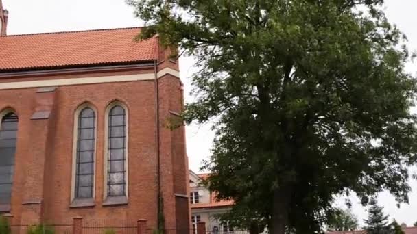 Kirche der Heiligen. anna in barczewo, polen - Filmmaterial, Video