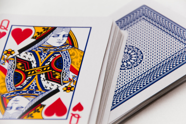 Jogar cartas de perto
 - Foto, Imagem