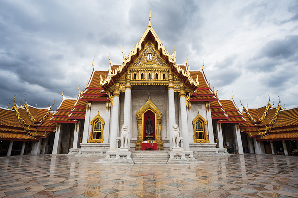 Wat Benchamabophit Dusitvanaram en Bangkok, Tailandia
 - Foto, Imagen