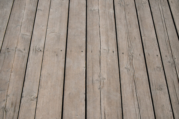 Винтажная деревянная поверхность с досками и пробелами в перспективе
 - Фото, изображение