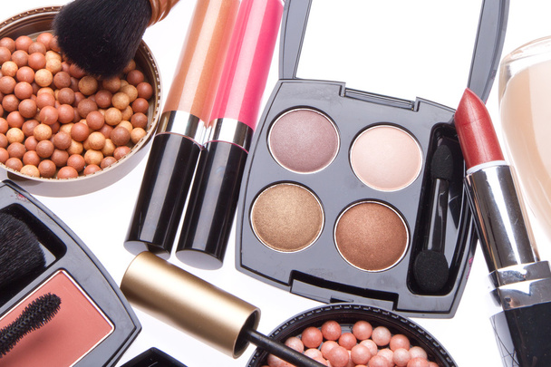 Conjunto de productos cosméticos de maquillaje
 - Foto, Imagen