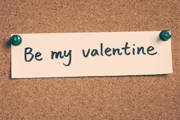 be my valentine note pinned on the bulletin board - Photo, Image