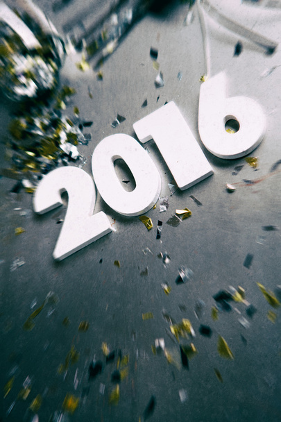 NYE: Year 2016 Zoom Amid Party Confetti  - Foto, Imagen