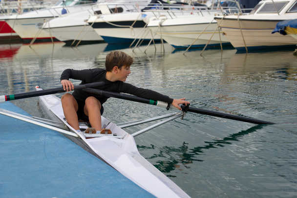 Child to rowing course - Photo, Image
