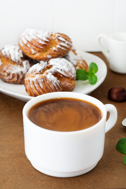 Coffee Cup and Cakes Covered Powdered Sugar - Фото, зображення