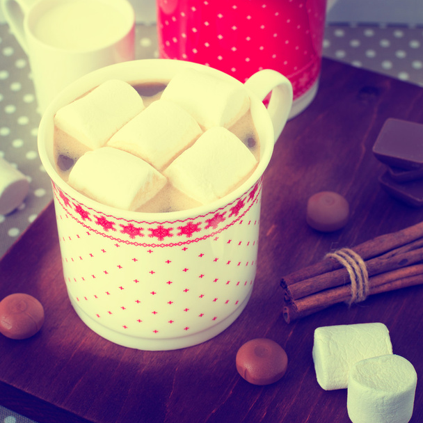 hot chocolate and marshmallows - Фото, зображення