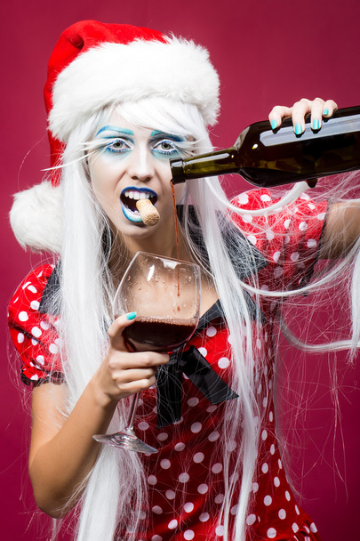 Christmas woman with wine - Foto, imagen
