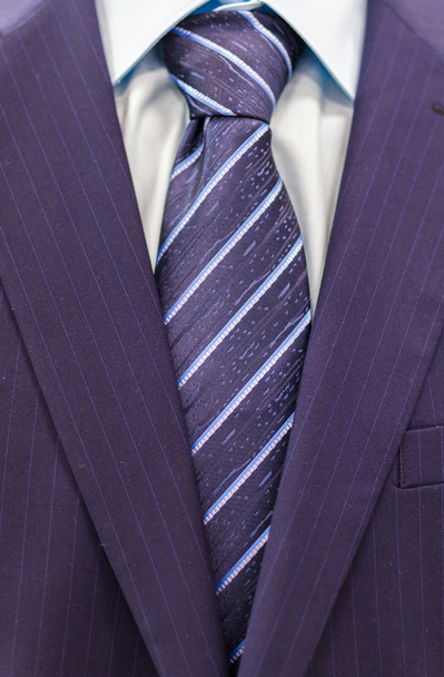Costume et cravate d'affaires
 - Photo, image