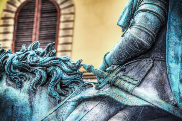 Estatua de Cosme I en Piazza della Signoria
 - Foto, imagen