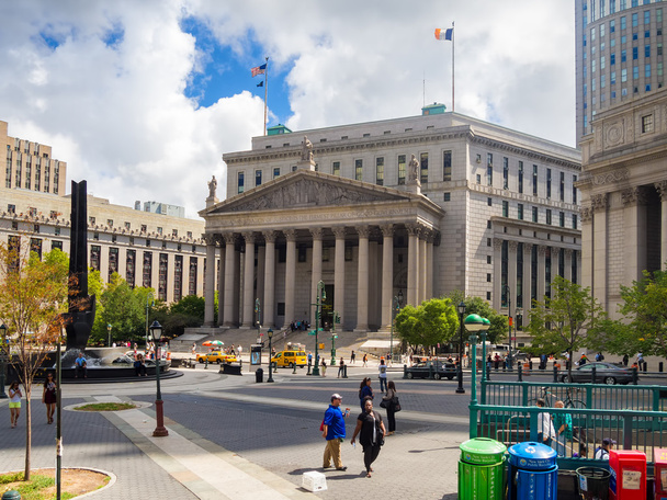 Street scene near the New York State Supreme Courthouse - Zdjęcie, obraz