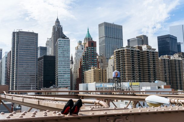 View of skyscrapers from Brooklyn Bridge, Downtown, New York. - Foto, imagen