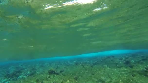 Starke Wellen unter Wasser - Filmmaterial, Video
