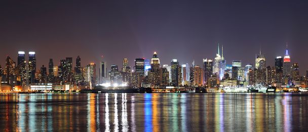 New York City Manhattan Midtown di notte
 - Foto, immagini