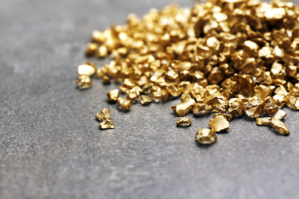 pile of Gold nugget grains - Фото, зображення
