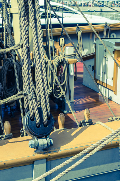 Blocks and tackles of a sailing vessel - Foto, afbeelding