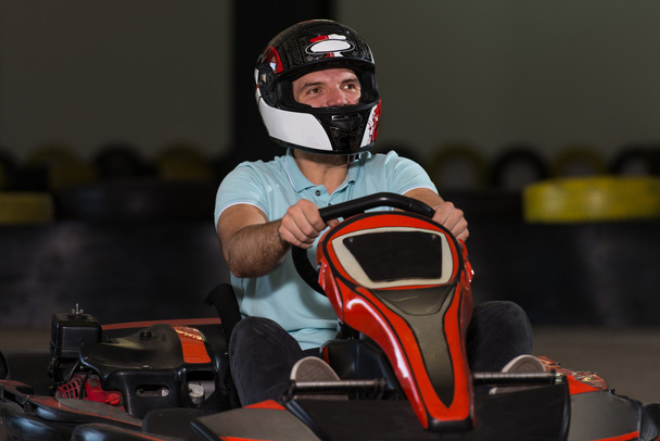 Young Man Karting Racer - Foto, afbeelding