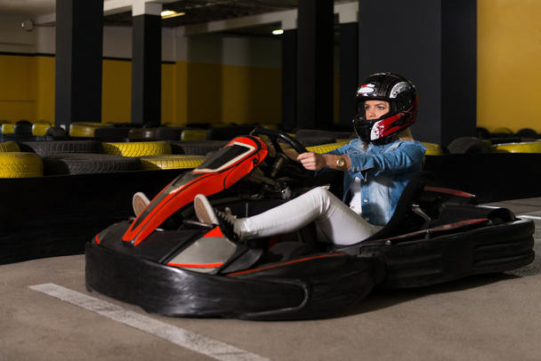 Young Woman Driving Go-Kart Karting Race - Foto, afbeelding