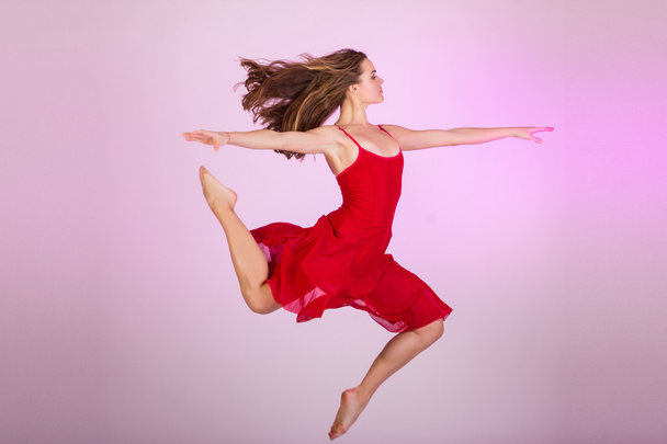 Beautiful Ballet Dancer - Foto, imagen