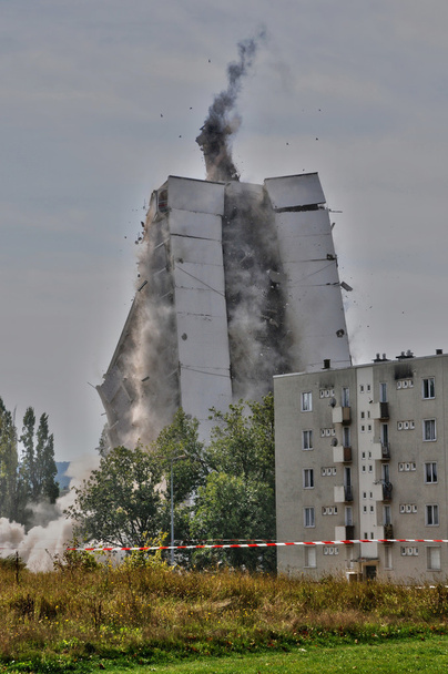  France, explosion of an old building in Les Mureaux - Photo, Image