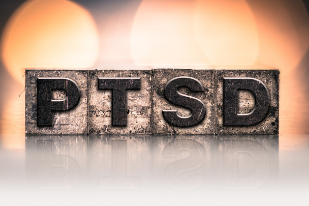 PTSD Concepto Vintage Tipo de tipografía
 - Foto, imagen