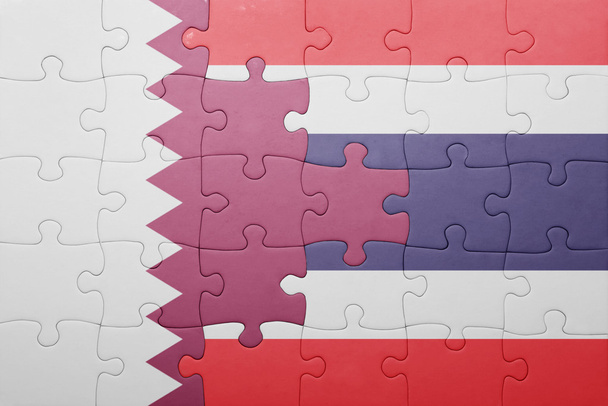 puzzel met de nationale vlag van thailand en qatar - Foto, afbeelding