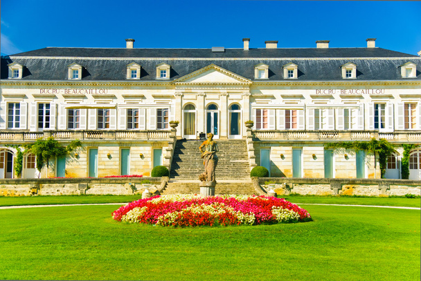 Палац Ducru-Beaucaillou Chateau і винний завод в Beychevelle, регіон Медок, F - Фото, зображення