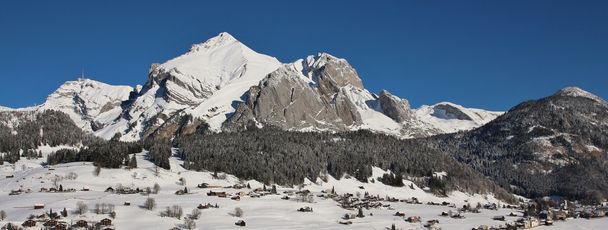 Panorama näkymä Alpstein alue talvella
 - Valokuva, kuva