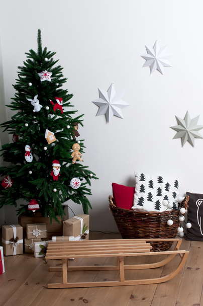Árvore de Natal no quarto - Foto, Imagem