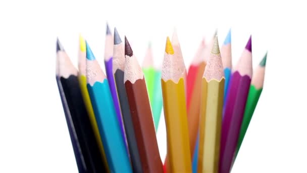 Top di matite di colore girando su uno sfondo bianco
 - Filmati, video