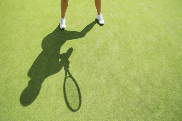 Tennisser op de baan - Foto, afbeelding
