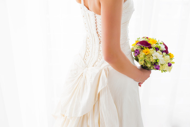 nevěsta se svatební kyticí - Fotografie, Obrázek