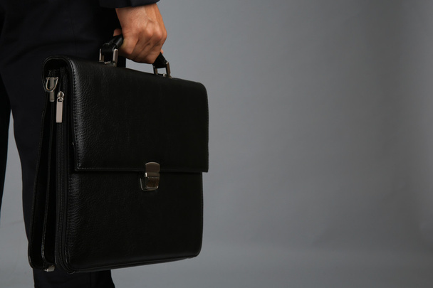 Elegant man in suit with briefcase - Zdjęcie, obraz