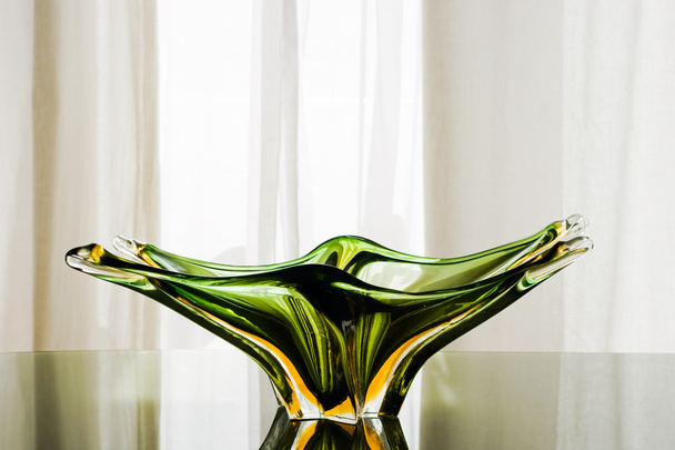 Vihreä Muranon lasilevy
 - Valokuva, kuva